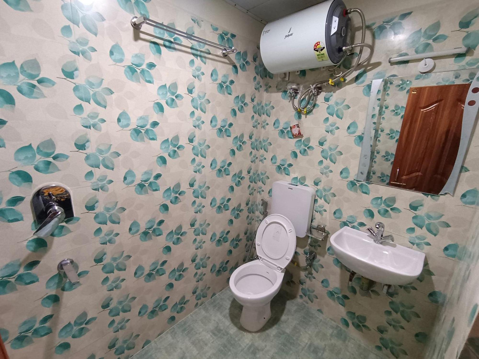 Shillong Perk Guest House ภายนอก รูปภาพ