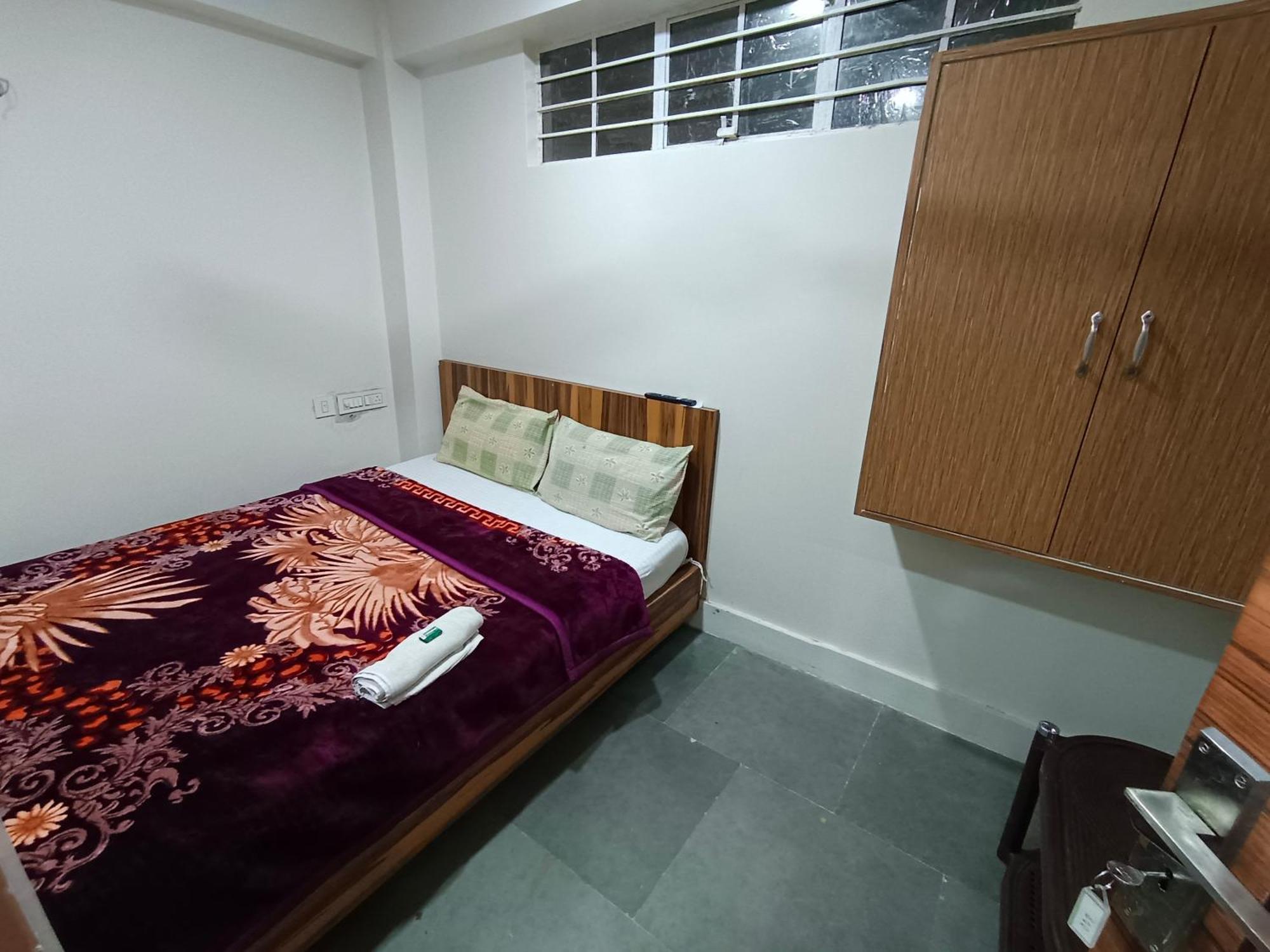 Shillong Perk Guest House ภายนอก รูปภาพ
