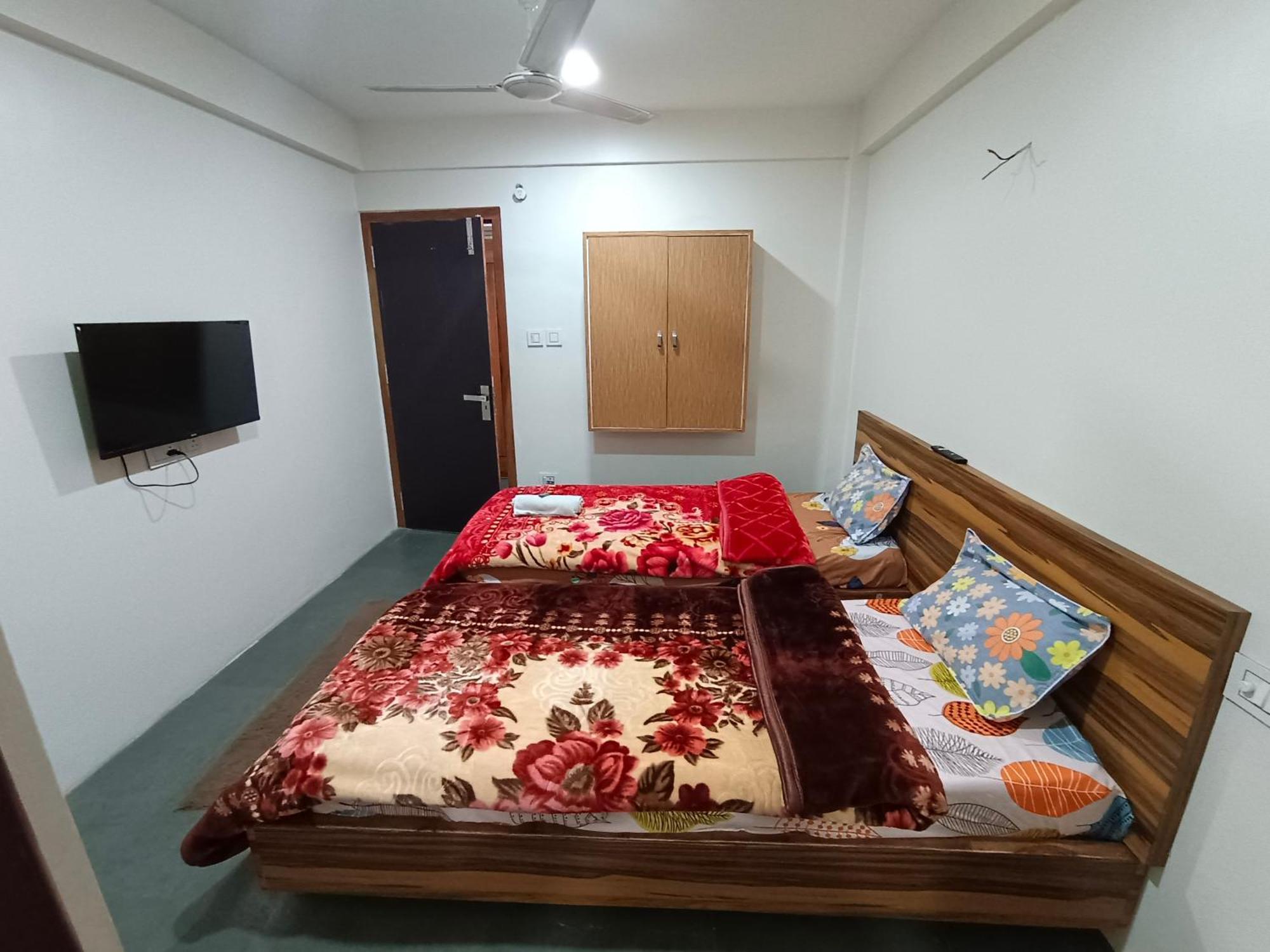 Shillong Perk Guest House ภายนอก รูปภาพ
