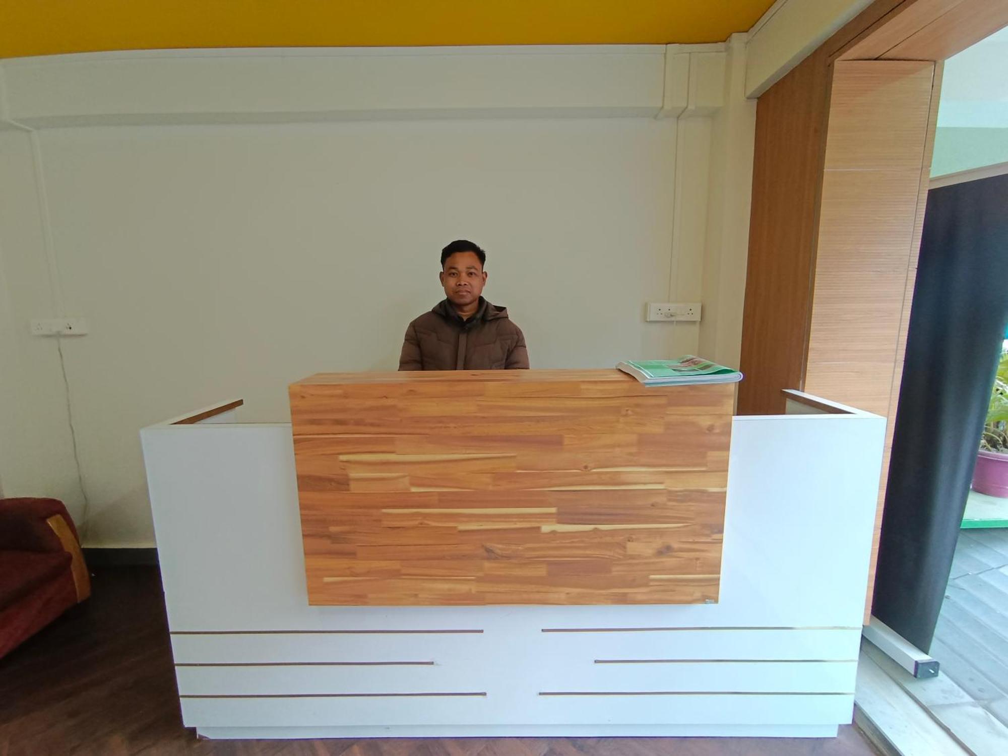 Shillong Perk Guest House ภายนอก รูปภาพ